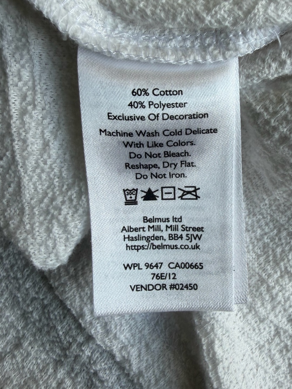 Eddie Bauer White Textured V-Neck Sleeveless Tank - Picture 4 of 4